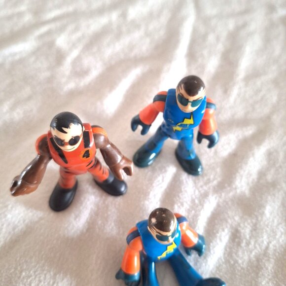 Imaginext Sky Racers 3 Figures 2 Orange & Blue 1 Red - Picture 15 of 15